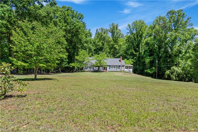 951 Dodson Mill Road, Pilot Mountain, NC 27041