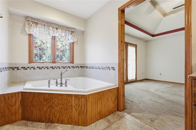 853 1661 Road, Bates City, MO 64011