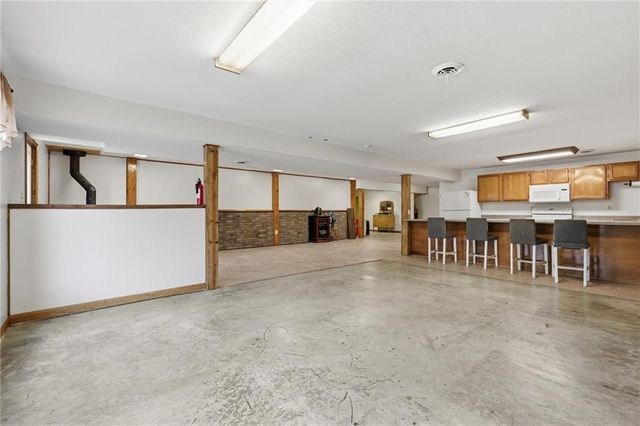 853 1661 Road, Bates City, MO 64011