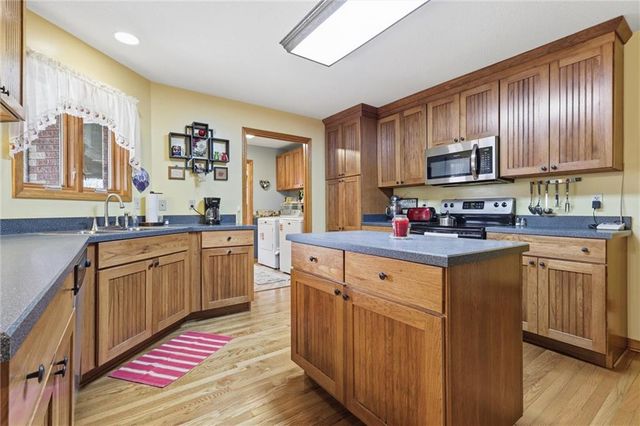 853 1661 Road, Bates City, MO 64011