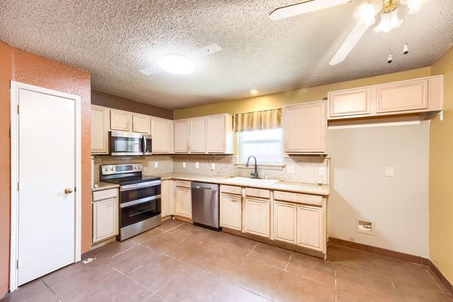 9324 Teagarden Road, Dallas, TX 75217