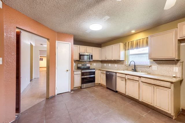 9324 Teagarden Road, Dallas, TX 75217