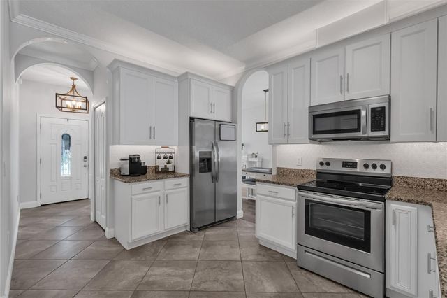 10023 SHADOW CREEK DRIVE, Orlando, FL 32832