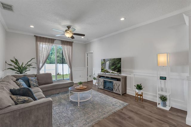 10023 SHADOW CREEK DRIVE, Orlando, FL 32832