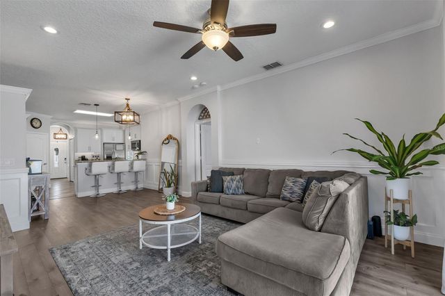 10023 SHADOW CREEK DRIVE, Orlando, FL 32832