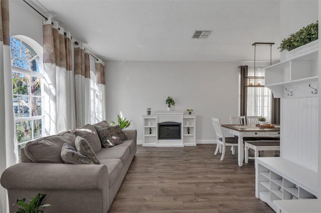 10023 SHADOW CREEK DRIVE, Orlando, FL 32832