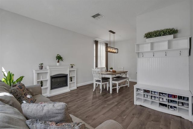 10023 SHADOW CREEK DRIVE, Orlando, FL 32832