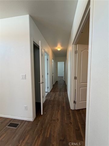 4 Katy, San Fernando, CA 91345