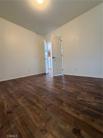 4 Katy, San Fernando, CA 91345