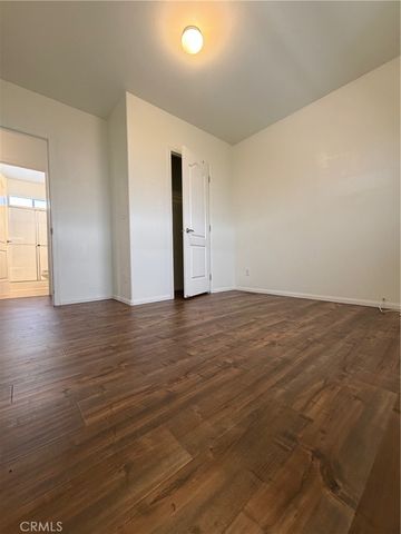 4 Katy, San Fernando, CA 91345