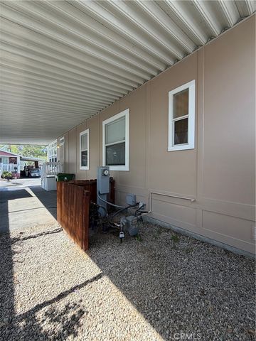 4 Katy, San Fernando, CA 91345