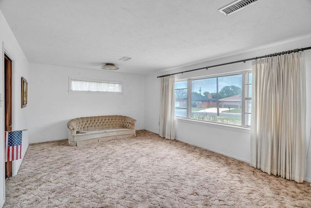 1722 Yale Ave, Big Spring, TX 79720