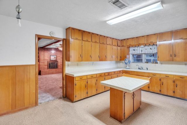 1722 Yale Ave, Big Spring, TX 79720