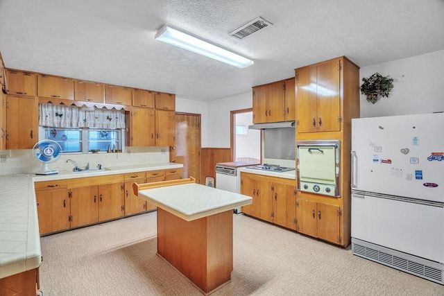 1722 Yale Ave, Big Spring, TX 79720