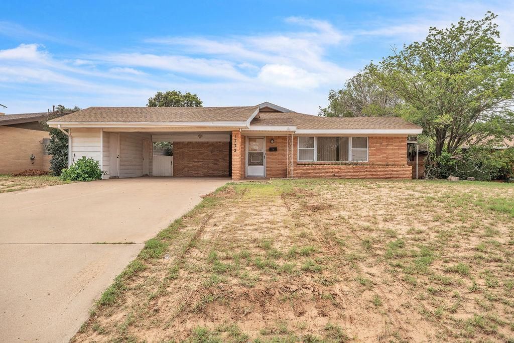 1722 Yale Ave, Big Spring, TX 79720
