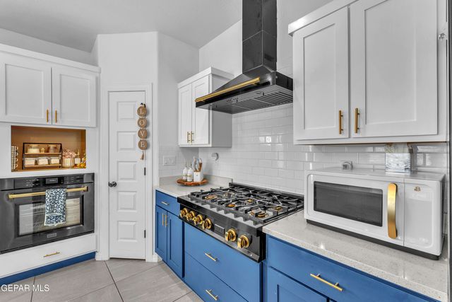 11720 FLOR PRECIOSA, Socorro, TX 79927