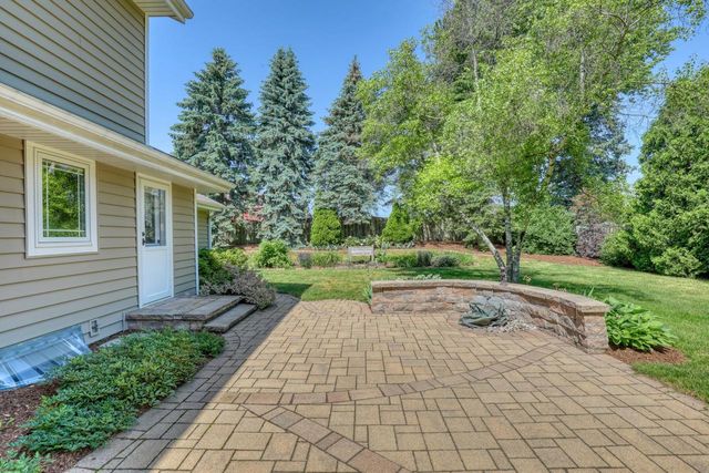 N106W7580 Chatham STREET, Cedarburg, WI 53012