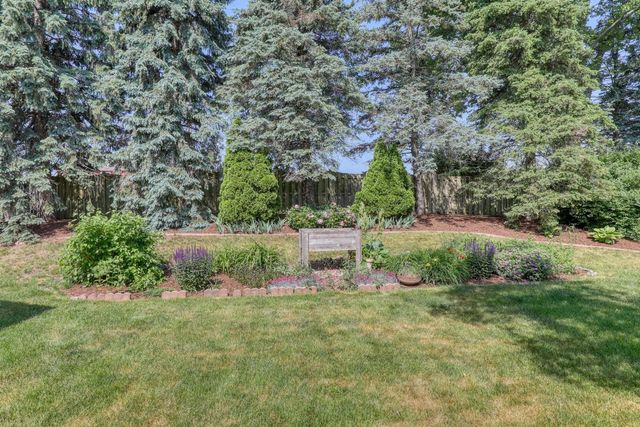N106W7580 Chatham STREET, Cedarburg, WI 53012
