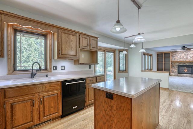 N106W7580 Chatham STREET, Cedarburg, WI 53012