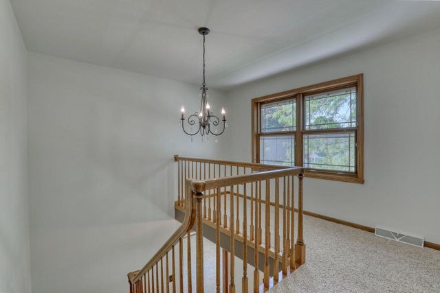 N106W7580 Chatham STREET, Cedarburg, WI 53012