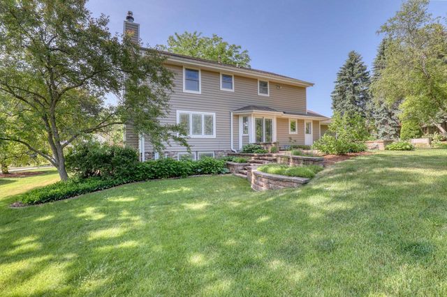 N106W7580 Chatham STREET, Cedarburg, WI 53012