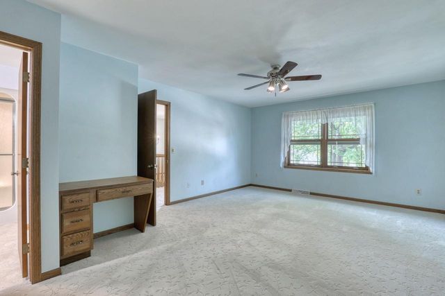 N106W7580 Chatham STREET, Cedarburg, WI 53012