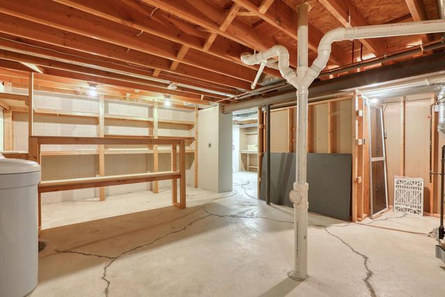 N106W7580 Chatham STREET, Cedarburg, WI 53012