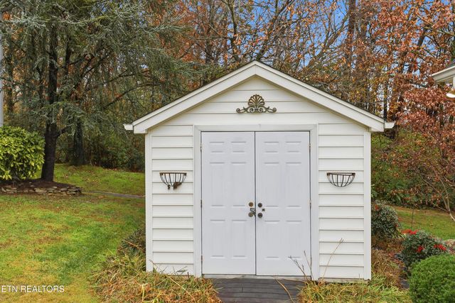 2227 Ivy Ridge Lane, Maryville, TN 37801