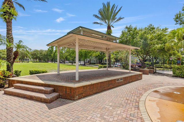 10505 CRANLEIGH COURT, Tampa, FL 33626