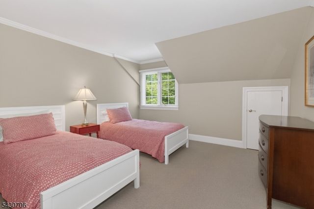 620 Van Beuren Rd, Harding Twp., NJ 07960