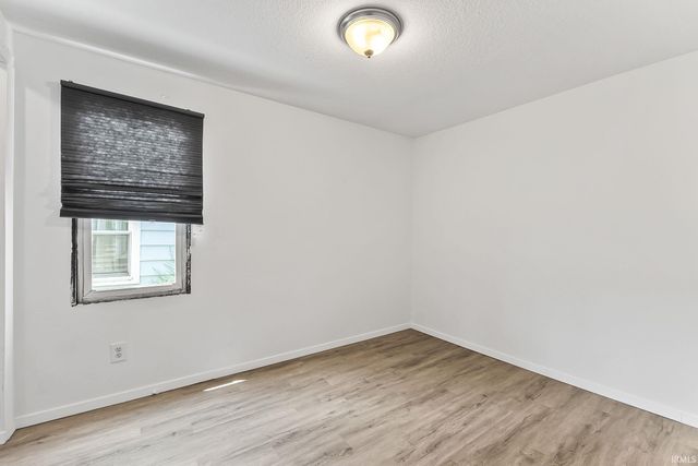 2521 Kenwood Avenue, Fort Wayne, IN 46805