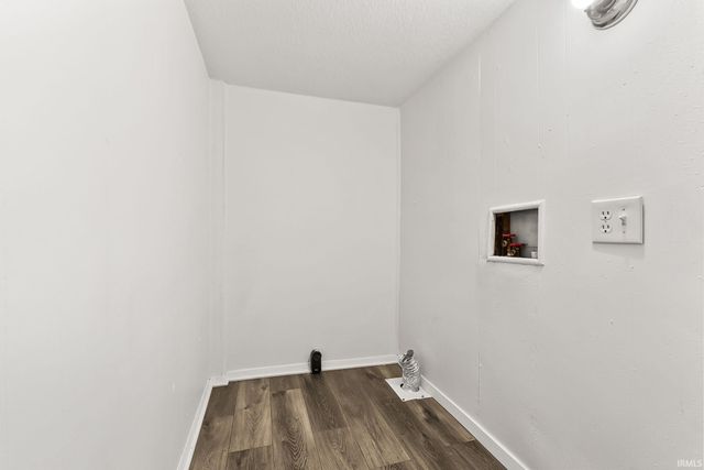 2521 Kenwood Avenue, Fort Wayne, IN 46805