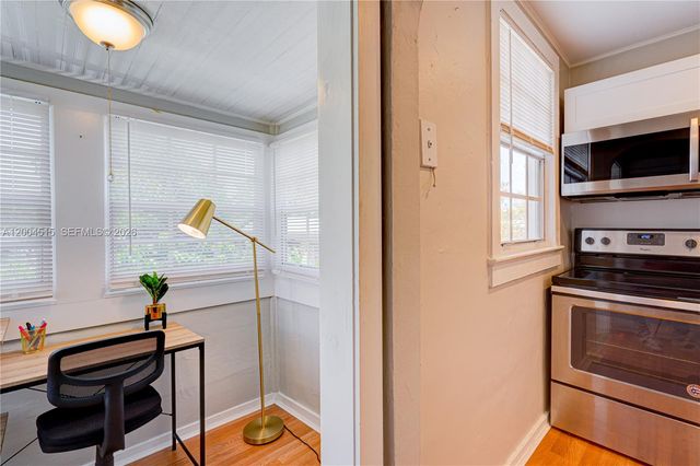 227 SW 30th Ave B, Miami, FL 33135