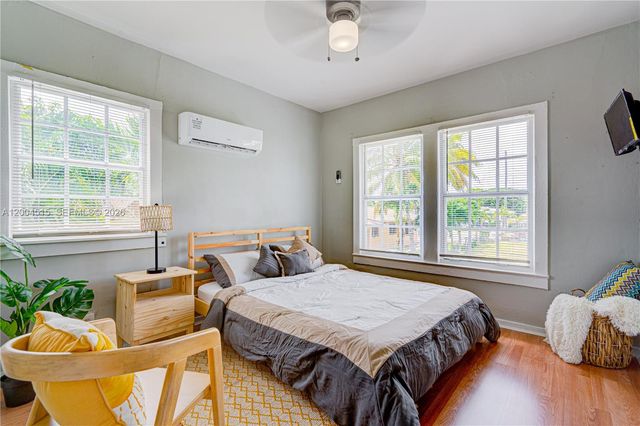 227 SW 30th Ave B, Miami, FL 33135