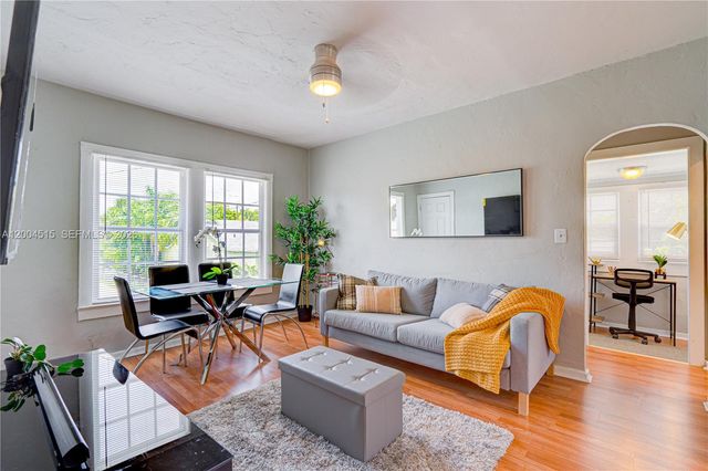 227 SW 30th Ave B, Miami, FL 33135