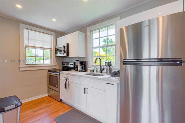 227 SW 30th Ave B, Miami, FL 33135