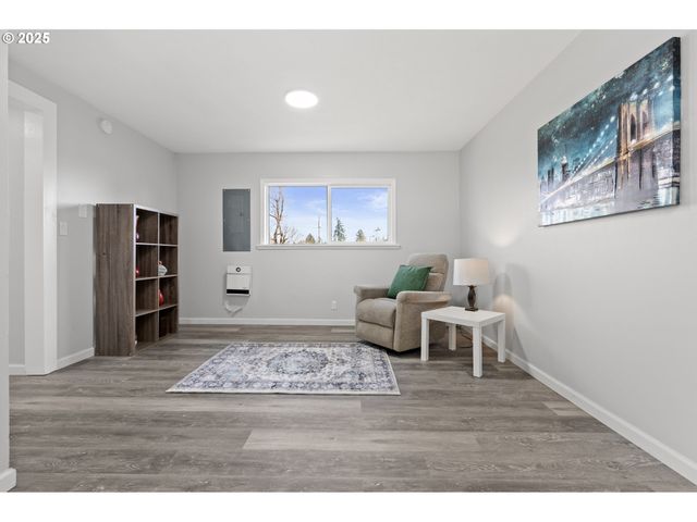 3031 Se 120TH Ave, Portland, OR 97266