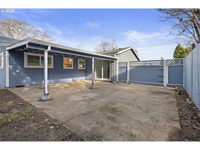 3031 Se 120TH Ave, Portland, OR 97266