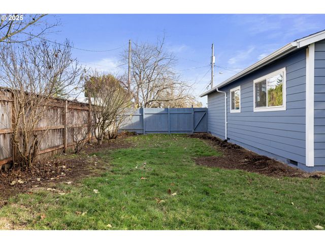 3031 Se 120TH Ave, Portland, OR 97266