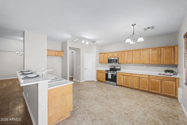 17468 W CROCUS Drive, Surprise, AZ 85388