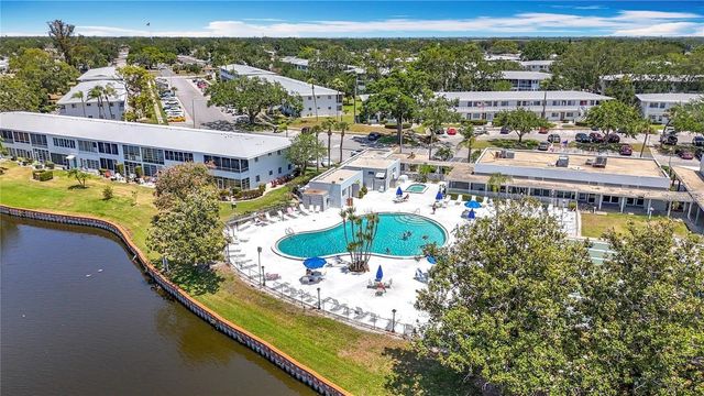 8305 111TH STREET 108, Seminole, FL 33772