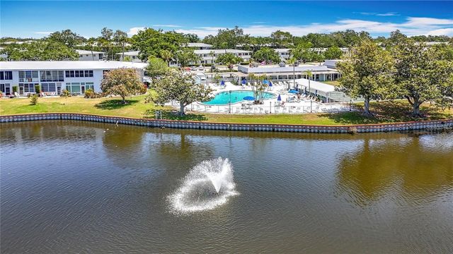8305 111TH STREET 108, Seminole, FL 33772