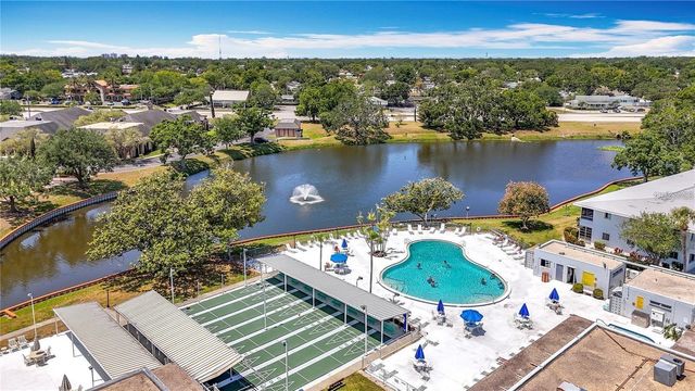 8305 111TH STREET 108, Seminole, FL 33772