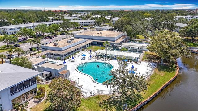 8305 111TH STREET 108, Seminole, FL 33772