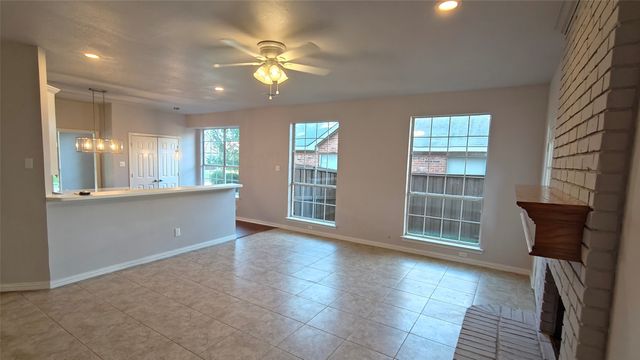 1312 Wentworth Drive, Lewisville, TX 75067