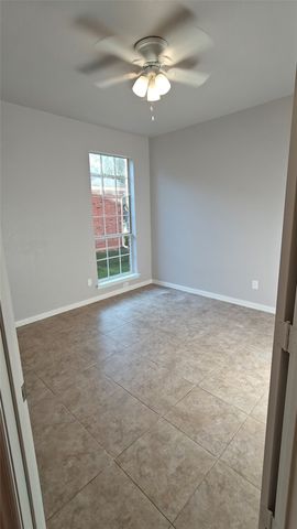 1312 Wentworth Drive, Lewisville, TX 75067