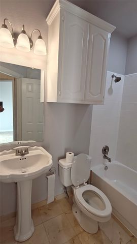 1312 Wentworth Drive, Lewisville, TX 75067