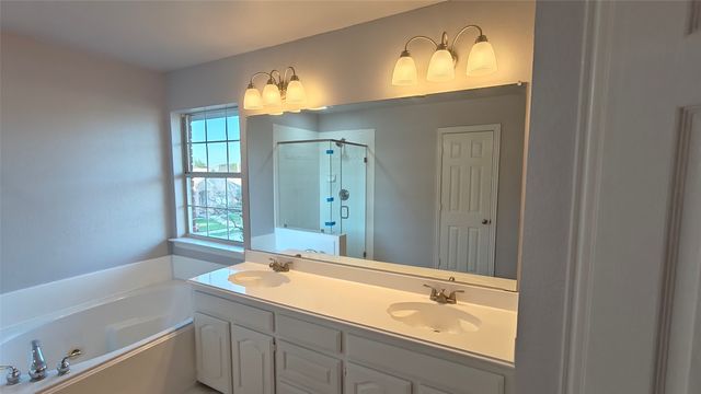 1312 Wentworth Drive, Lewisville, TX 75067