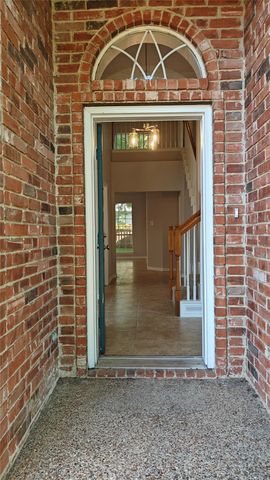 1312 Wentworth Drive, Lewisville, TX 75067