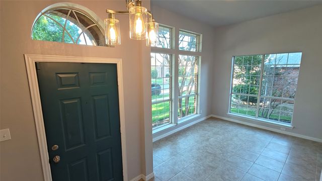 1312 Wentworth Drive, Lewisville, TX 75067